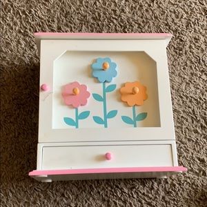 Jewelry holder
